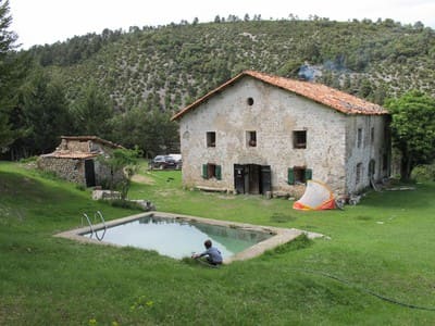 Cuberes Refuge, in the heart of the Boumort National Reserve